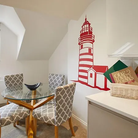 公寓 Host & - Number 3 At Pannett 惠特比