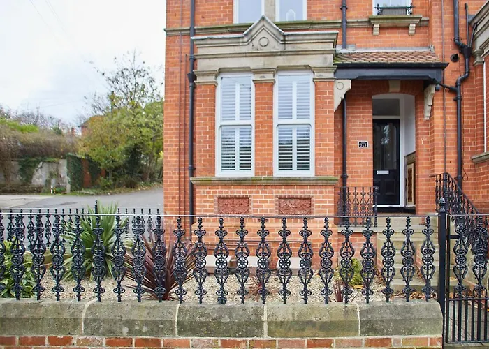 Apartment Host & - Number 3 At Pannett Whitby